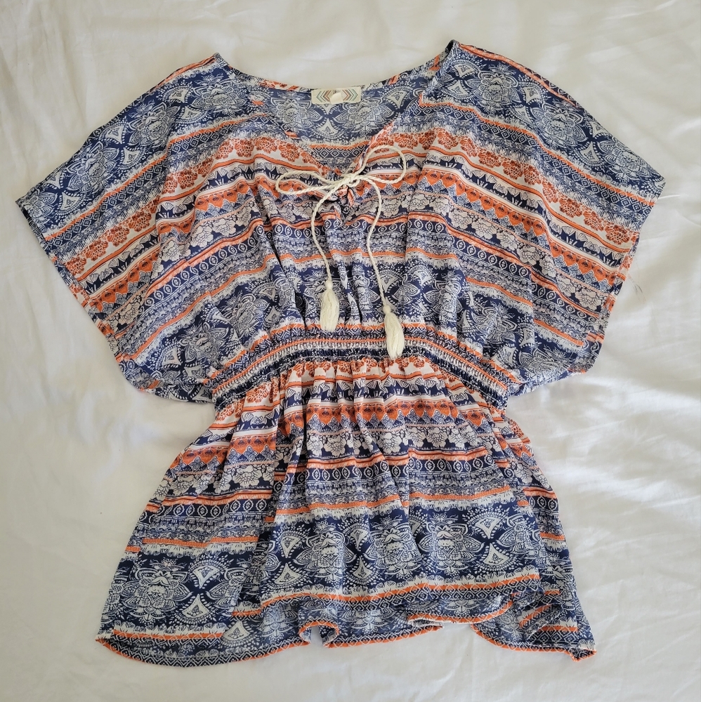 Loose pattern top